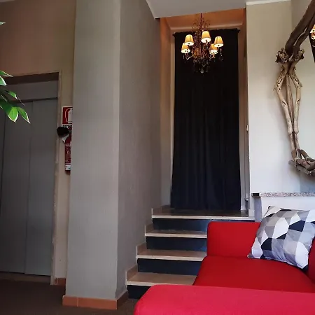 Mistral Apartment